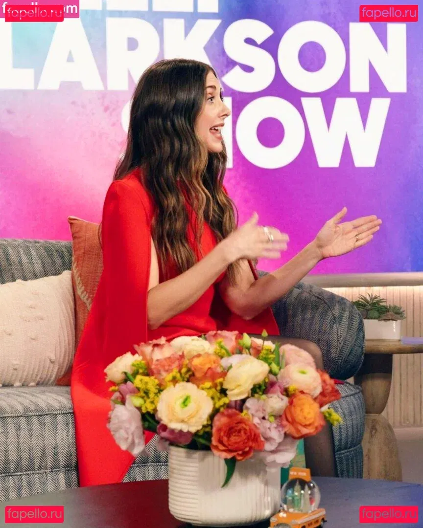 Alison Brie Onlyfans Photo Gallery 