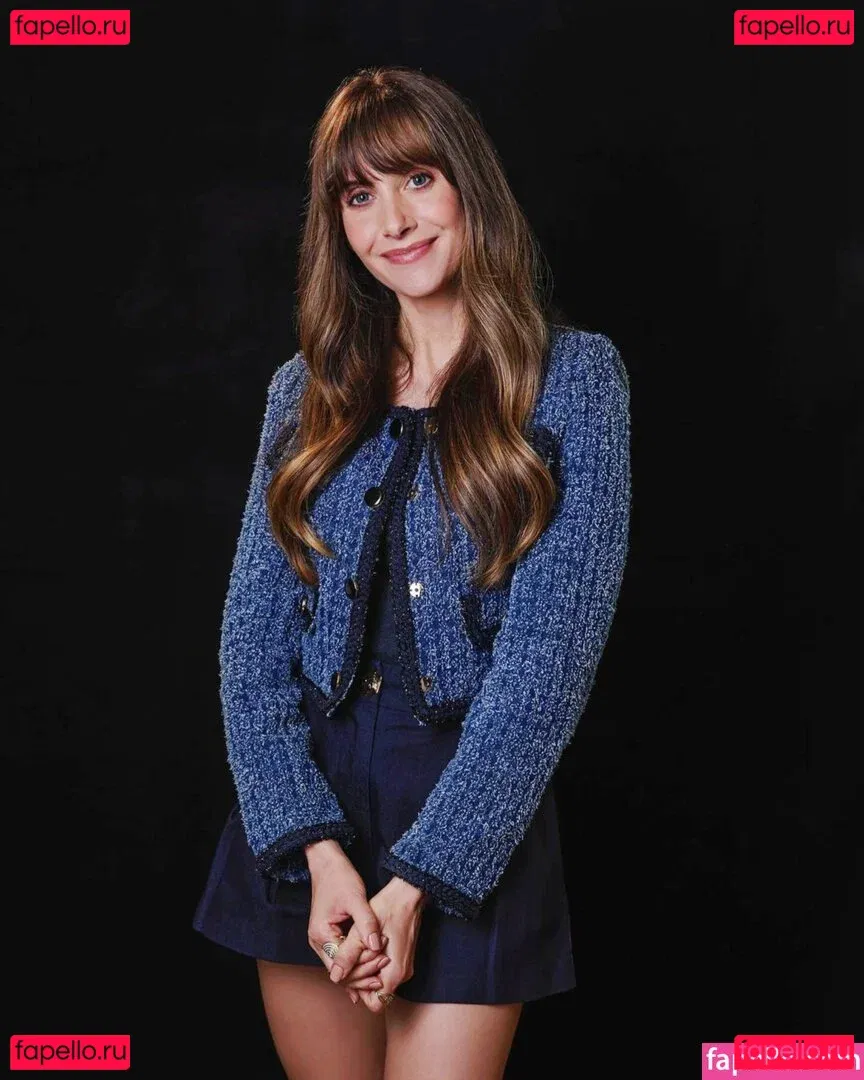 Alison Brie Onlyfans Photo Gallery 