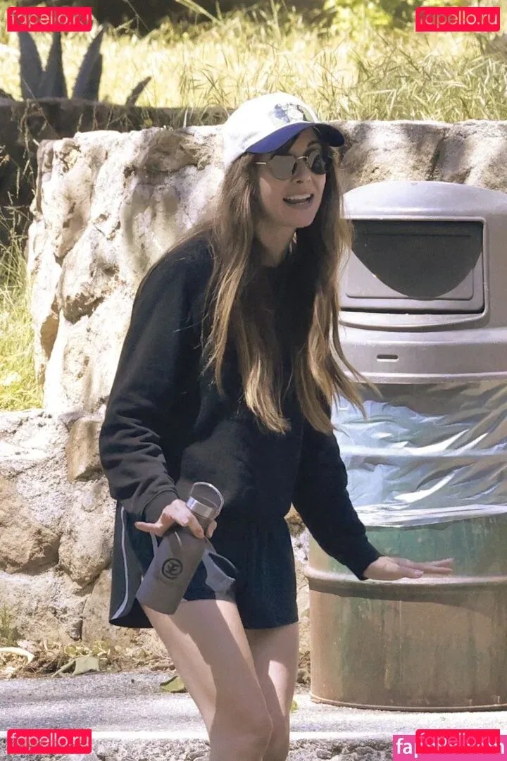 Alison Brie Onlyfans Photo Gallery 