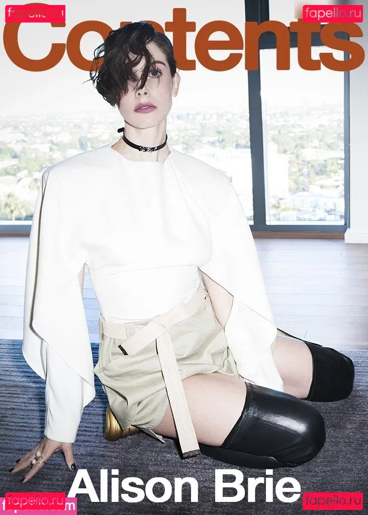 Alison Brie Onlyfans Photo Gallery 