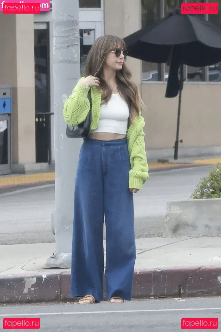 Alison Brie Onlyfans Photo Gallery 