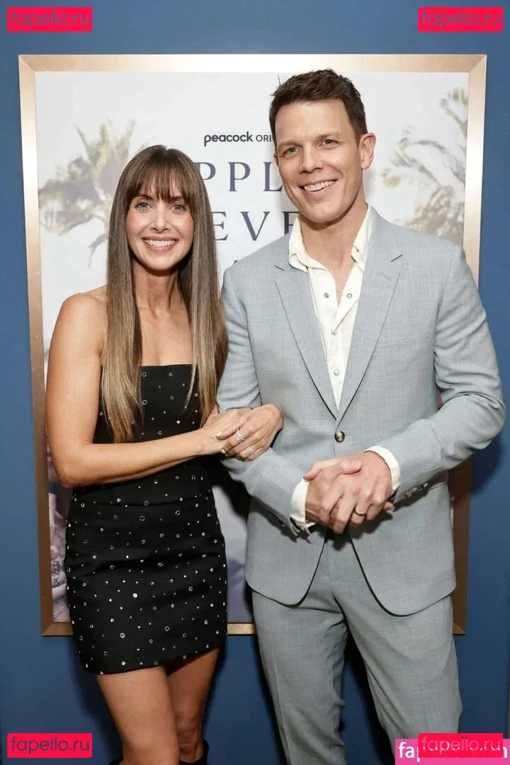 Alison Brie Onlyfans Photo Gallery 