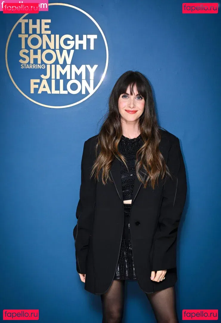 Alison Brie Onlyfans Photo Gallery 