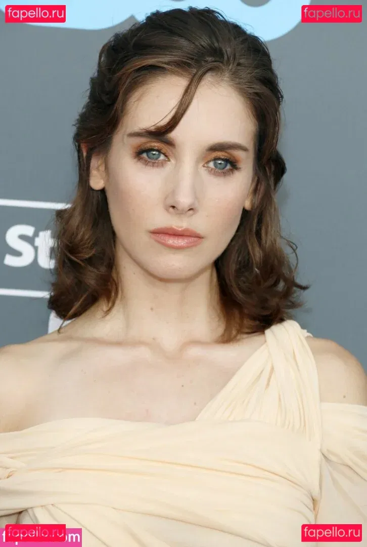 Alison Brie Onlyfans Photo Gallery 