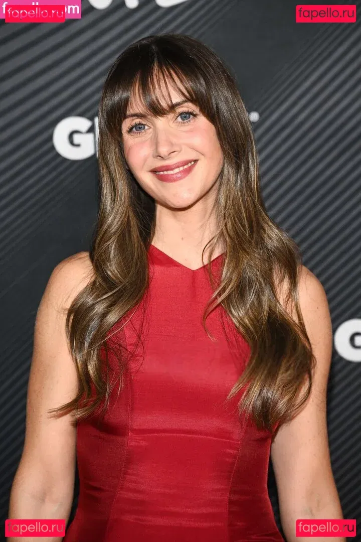 Alison Brie Onlyfans Photo Gallery 