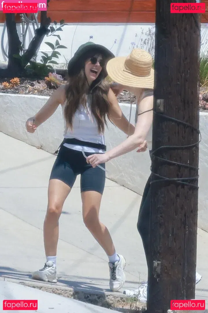 Alison Brie Onlyfans Photo Gallery 