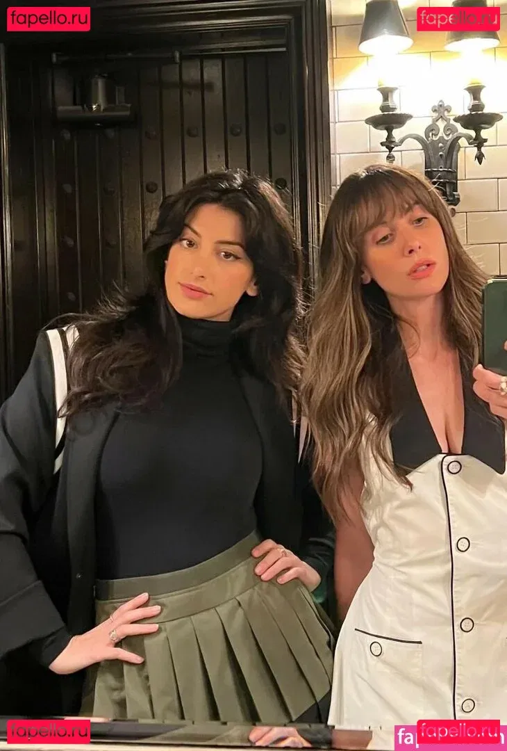 Alison Brie Onlyfans Photo Gallery 