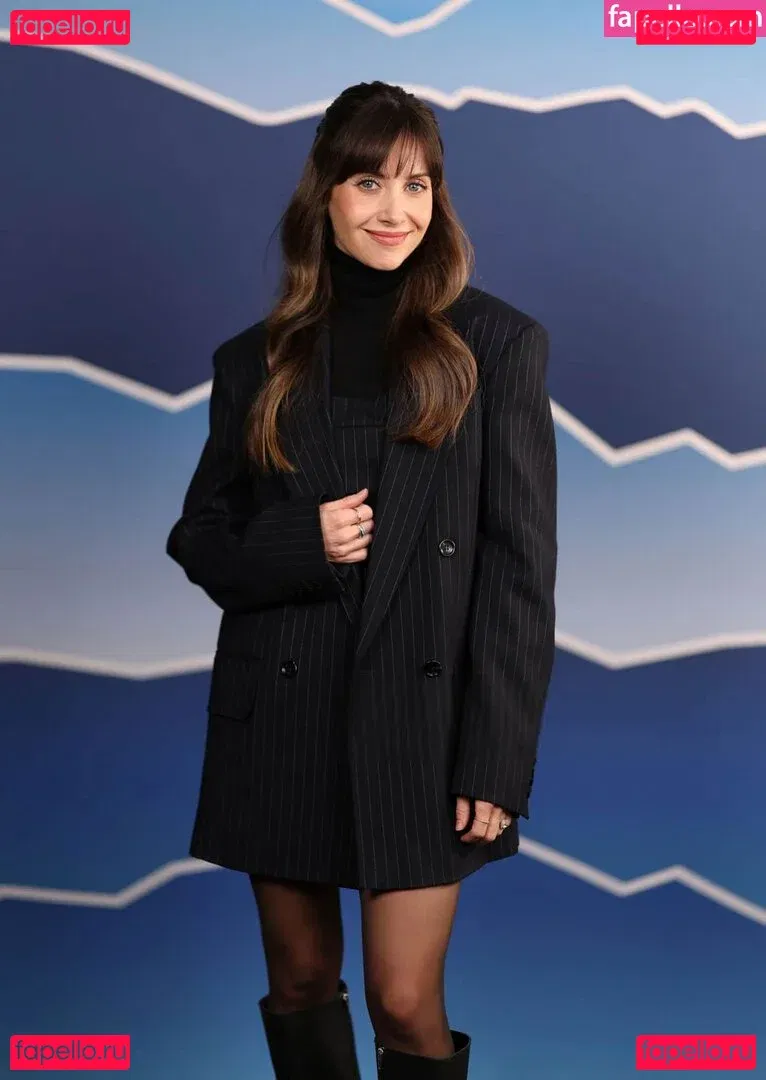 Alison Brie Onlyfans Photo Gallery 