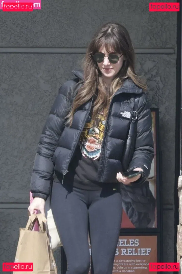 Alison Brie Onlyfans Photo Gallery 