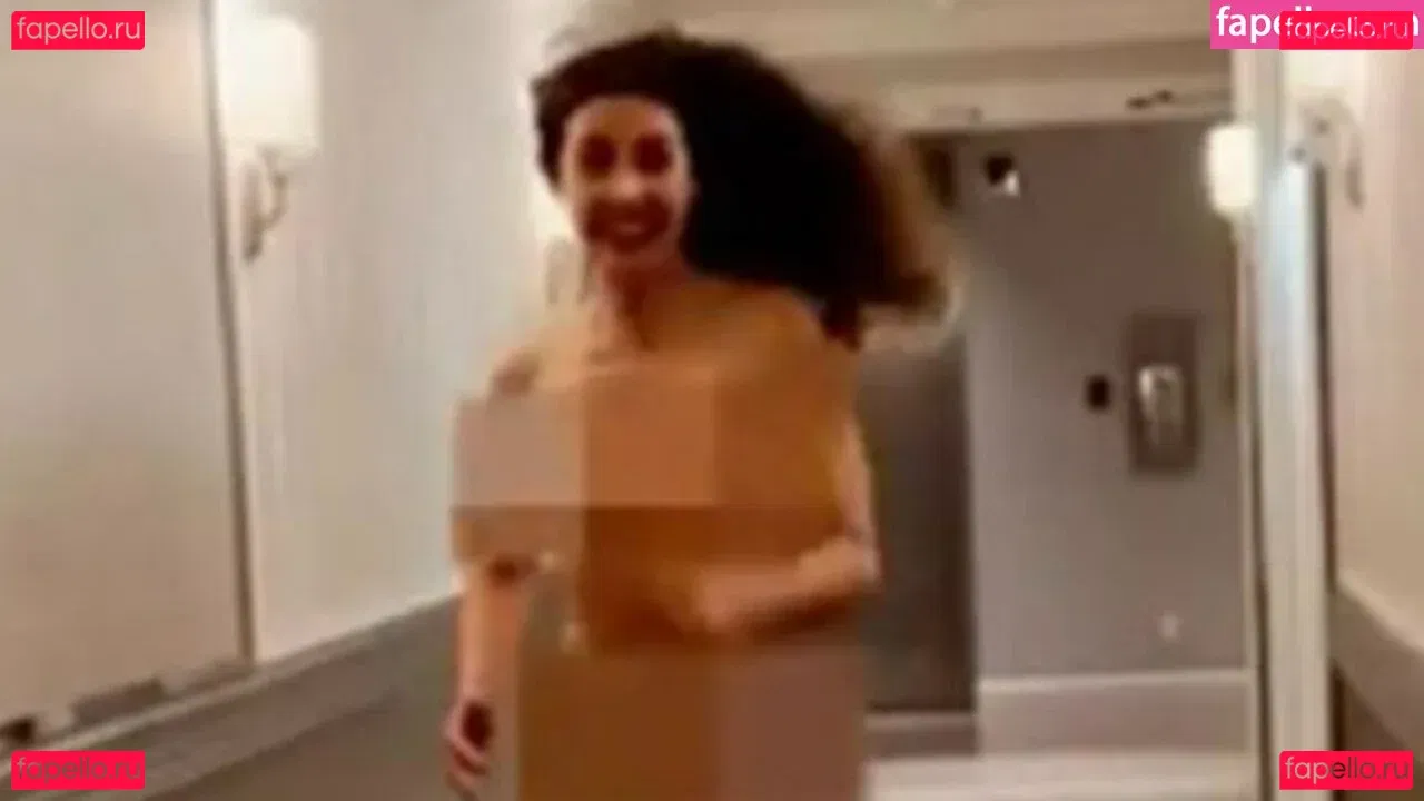 Alison Brie Onlyfans Photo Gallery 