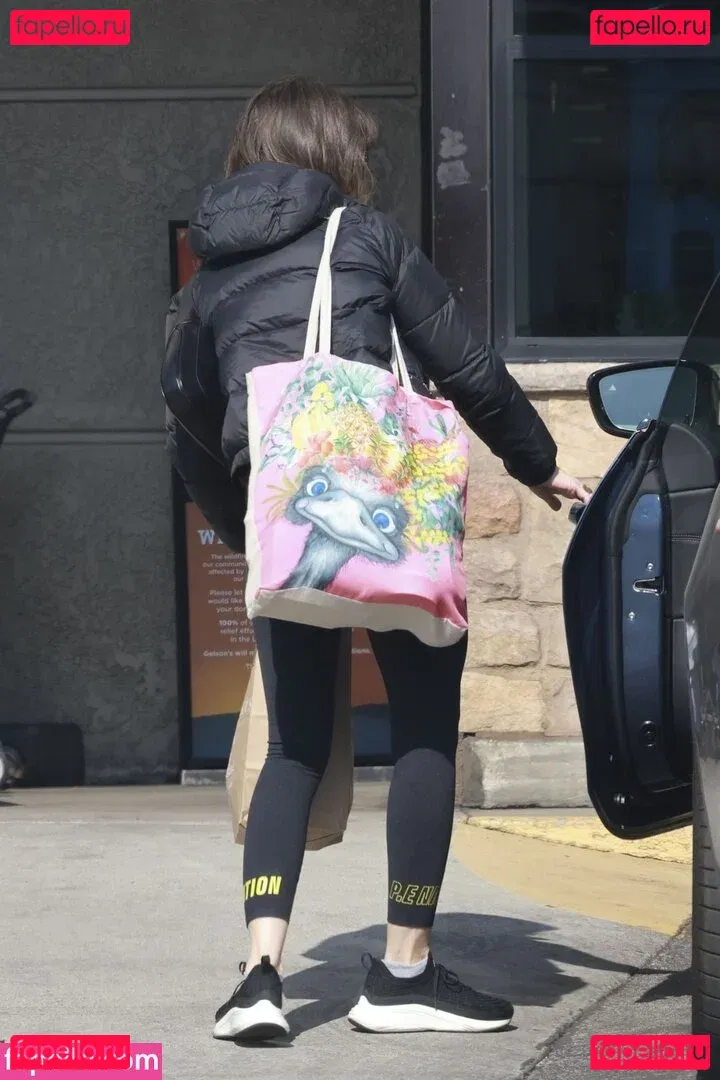 Alison Brie Onlyfans Photo Gallery 