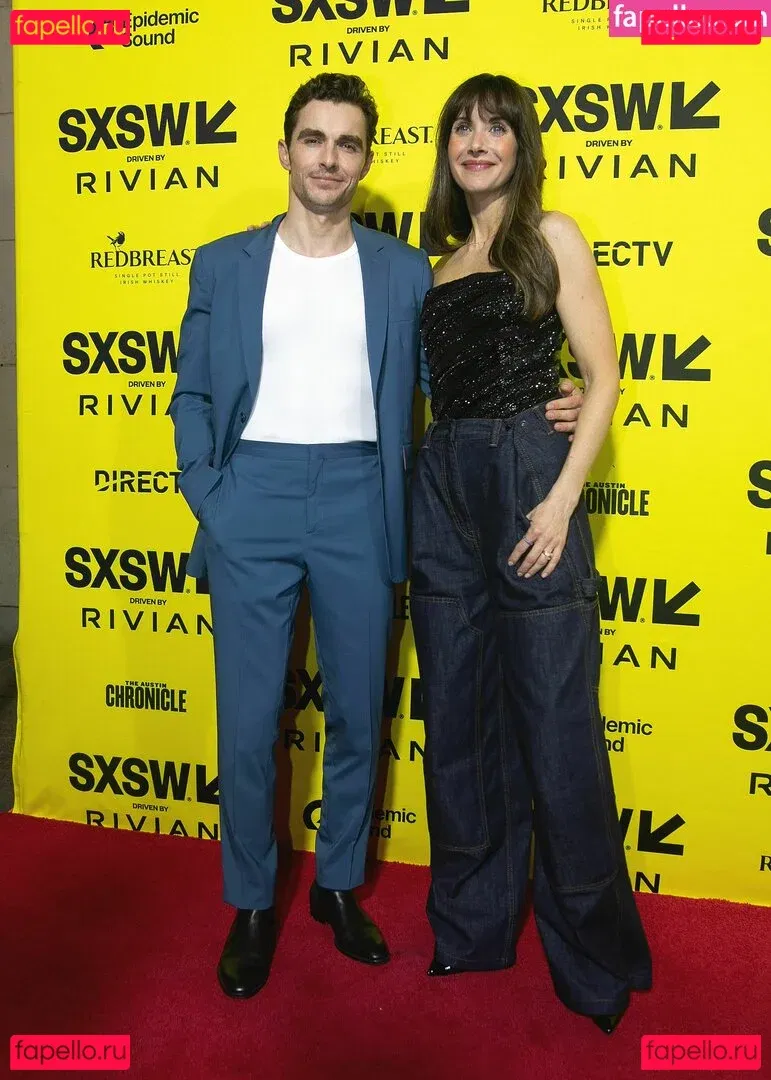 Alison Brie Onlyfans Photo Gallery 