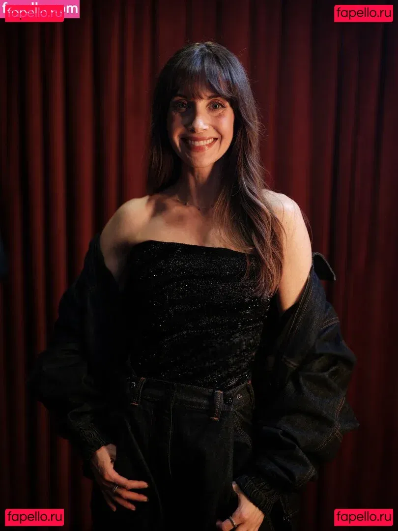 Alison Brie Onlyfans Photo Gallery 