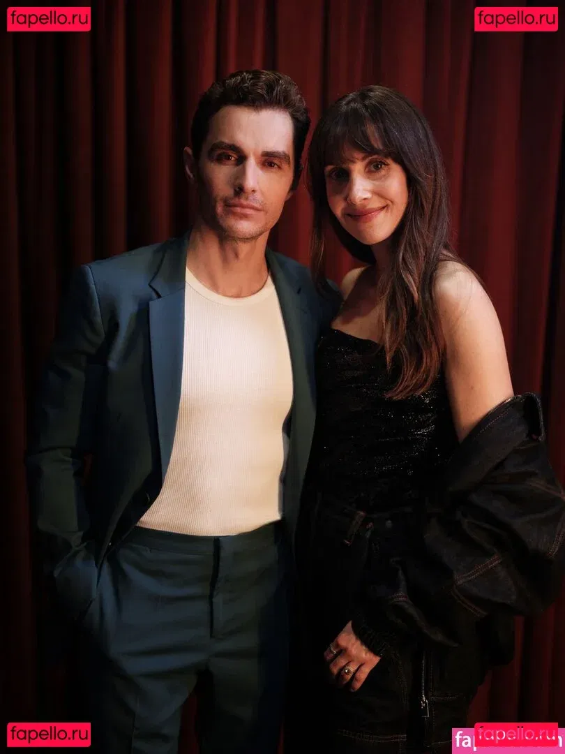 Alison Brie Onlyfans Photo Gallery 