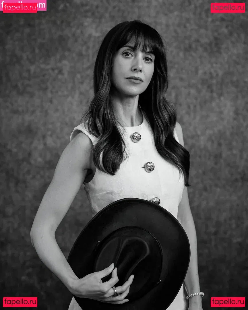 Alison Brie Onlyfans Photo Gallery 