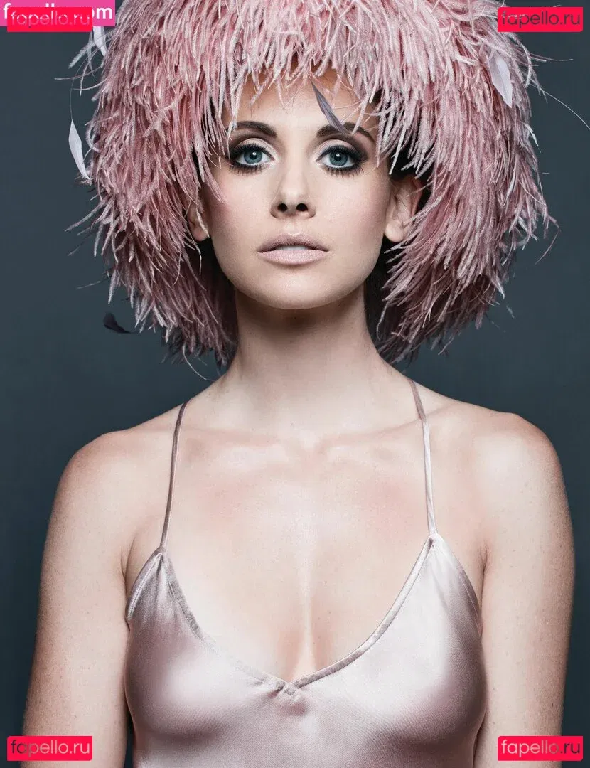 Alison Brie Onlyfans Photo Gallery 