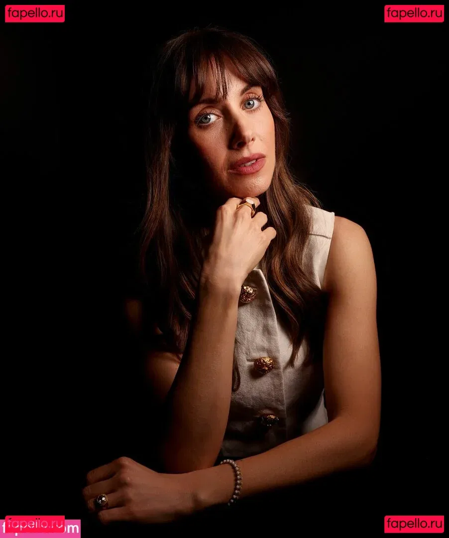 Alison Brie Onlyfans Photo Gallery 