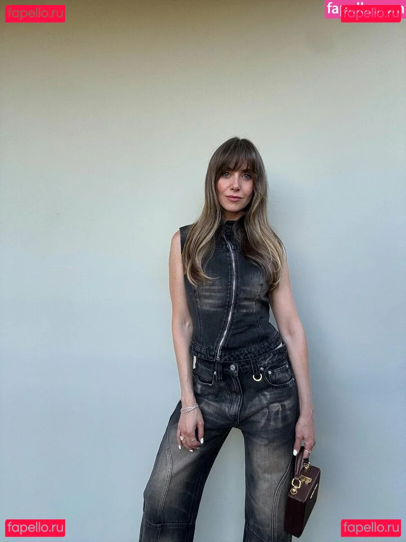 Alison Brie Onlyfans Photo Gallery 