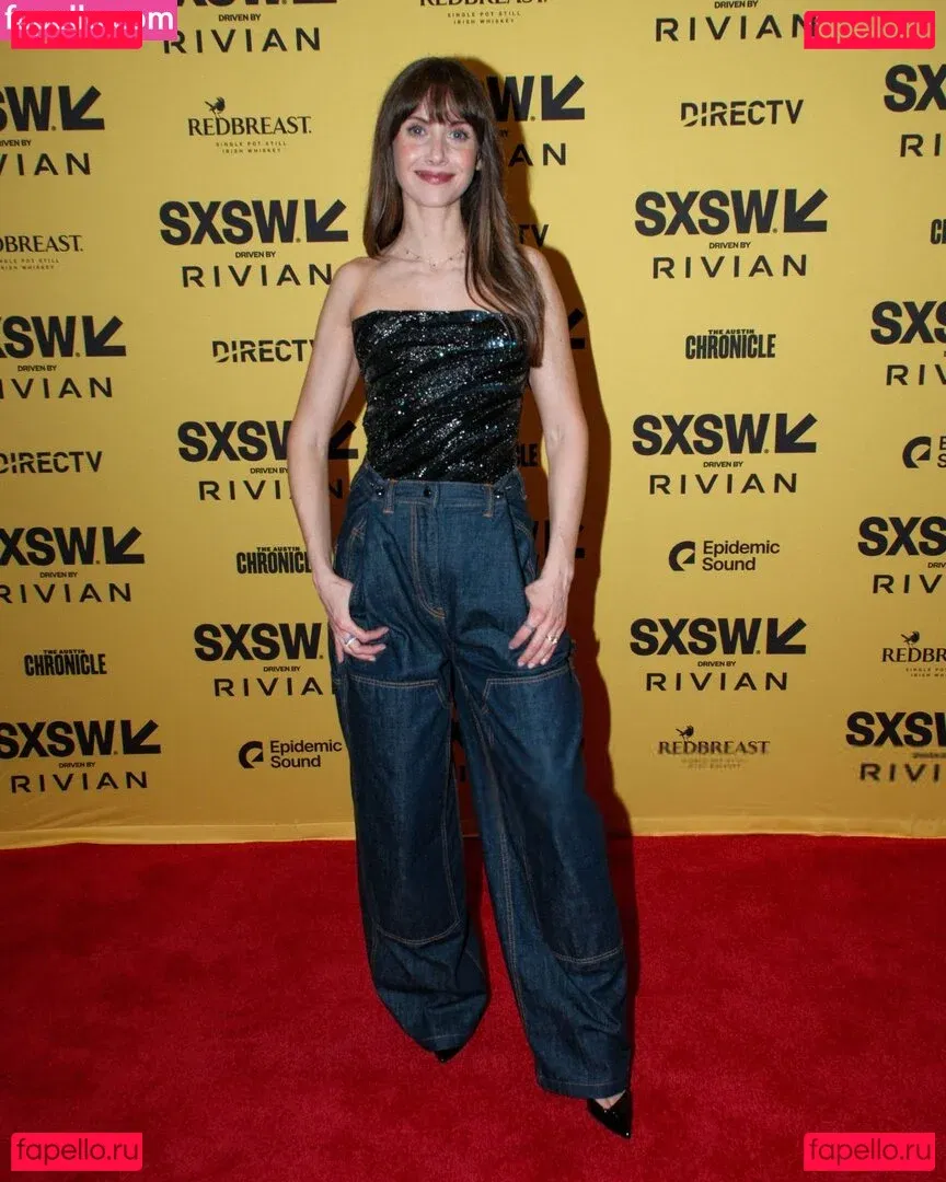 Alison Brie Onlyfans Photo Gallery 