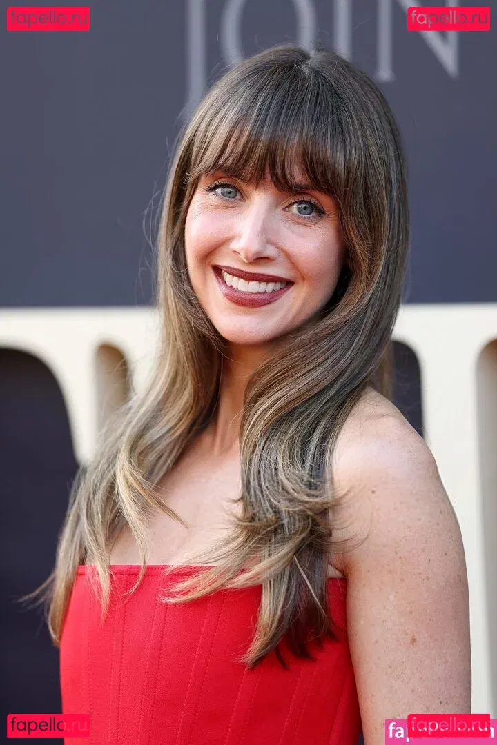 Alison Brie Onlyfans Photo Gallery 