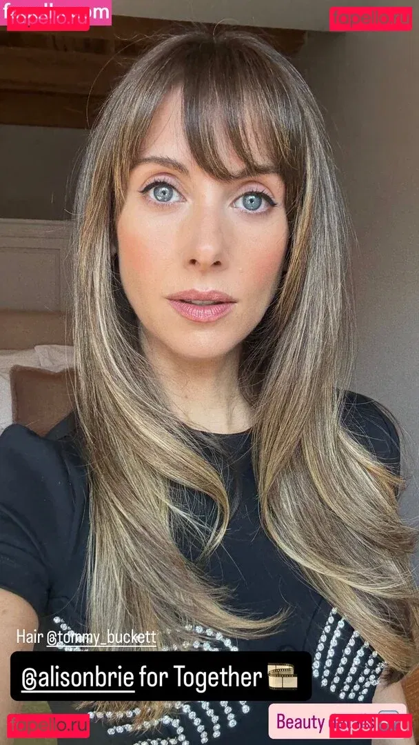 Alison Brie Onlyfans Photo Gallery 