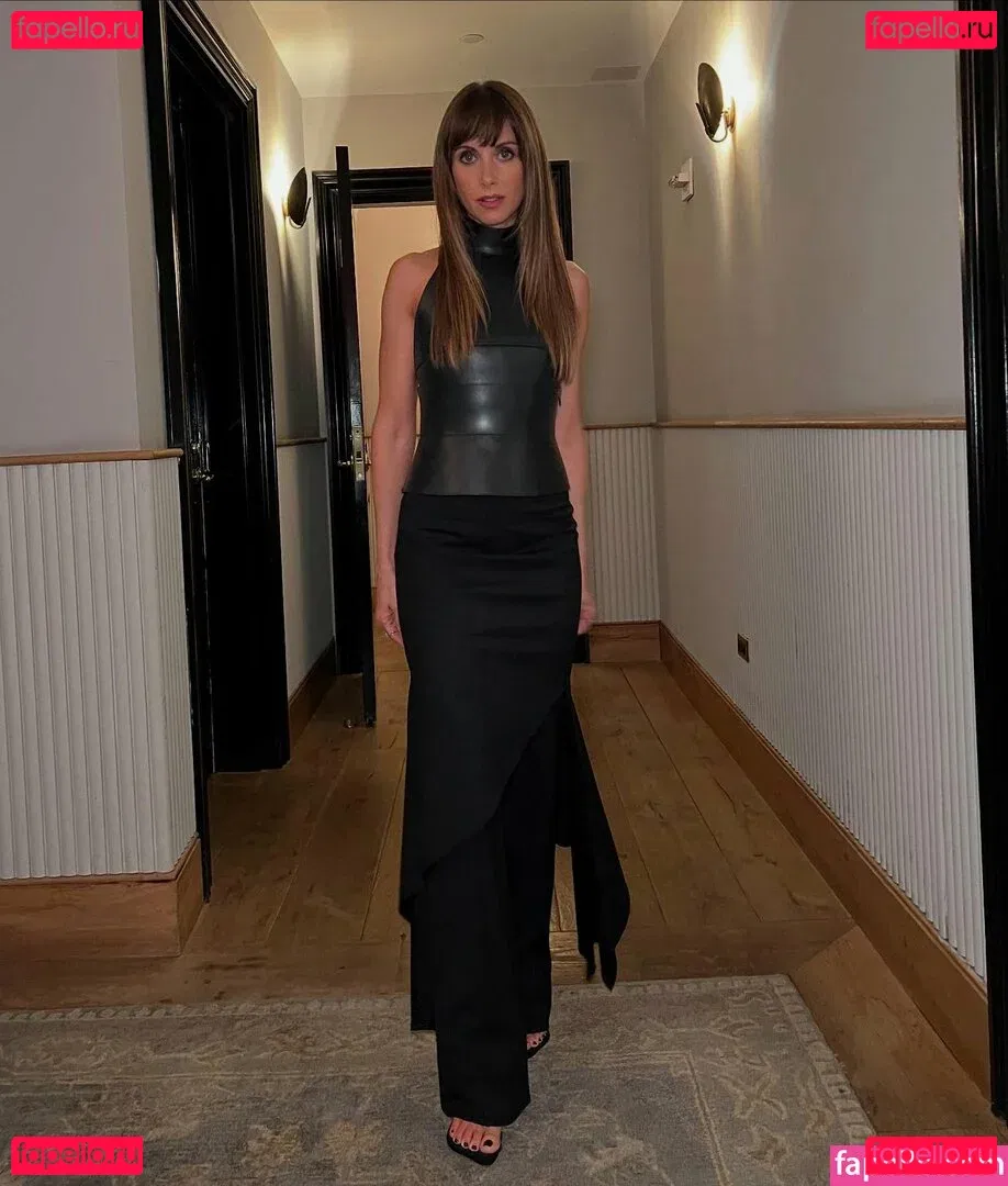 Alison Brie Onlyfans Photo Gallery 