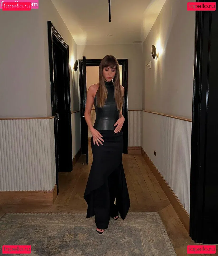 Alison Brie Onlyfans Photo Gallery 