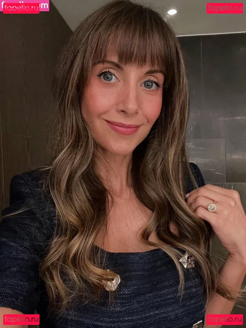 Alison Brie Onlyfans Photo Gallery 