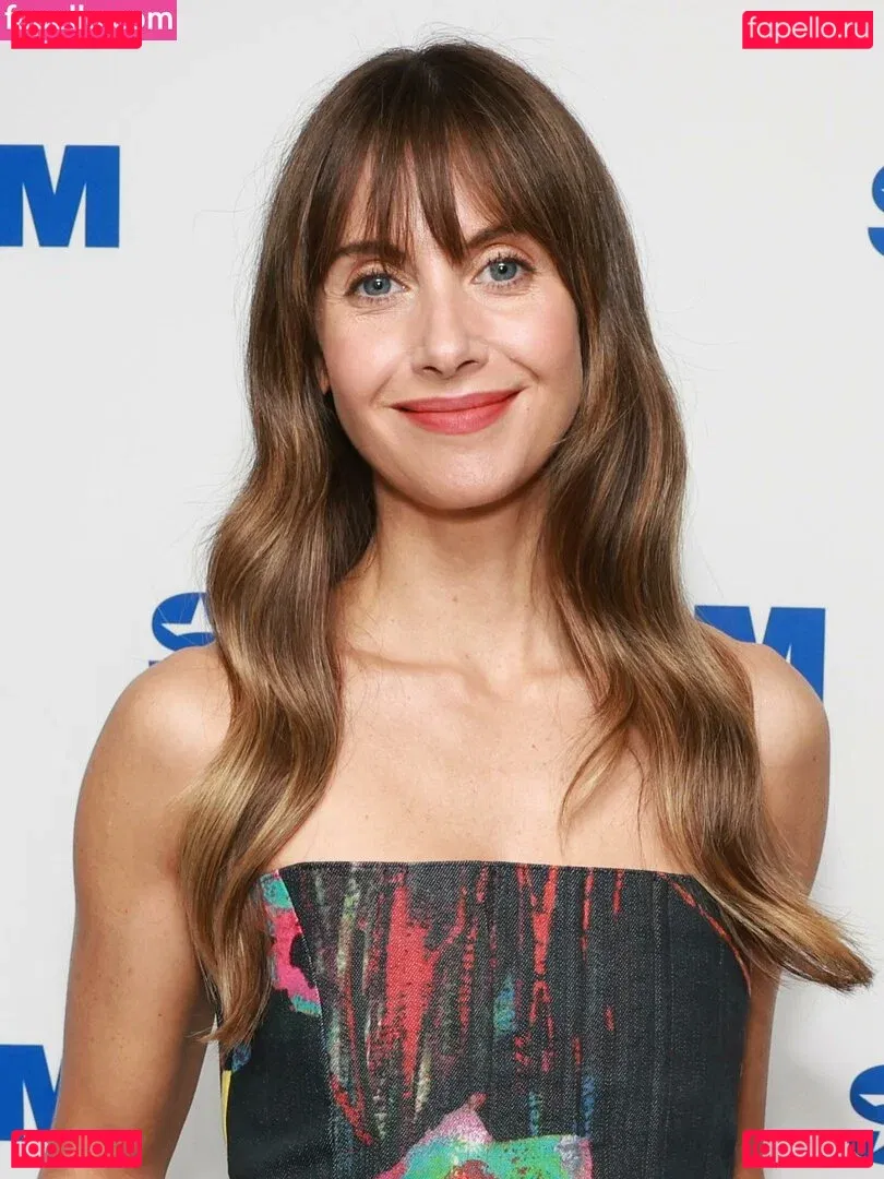 Alison Brie Onlyfans Photo Gallery 