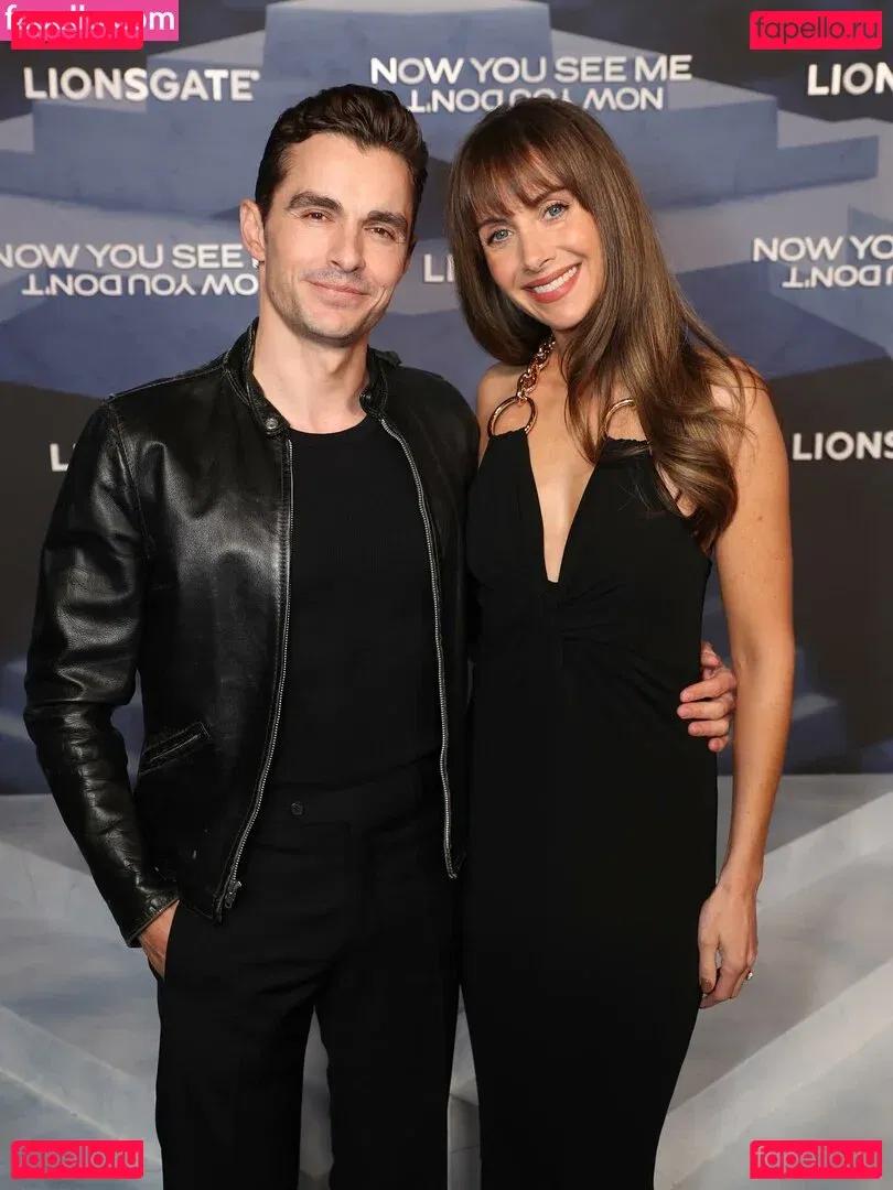 Alison Brie Onlyfans Photo Gallery 