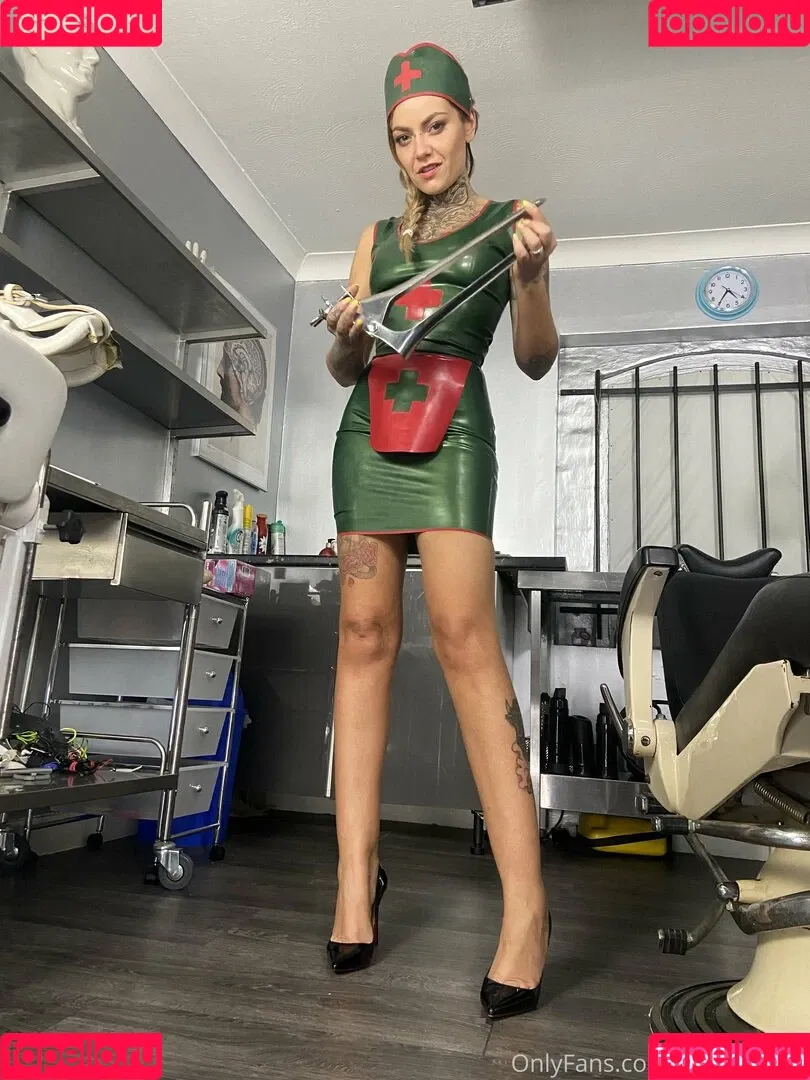 nikkyfrench Onlyfans Photo Gallery 