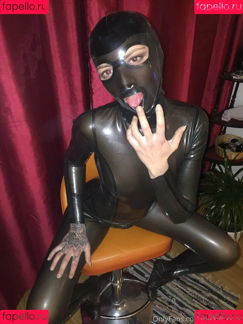 nikkyfrench Onlyfans Photo Gallery 