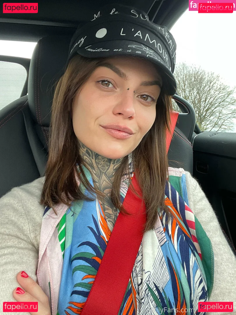 nikkyfrench Onlyfans Photo Gallery 