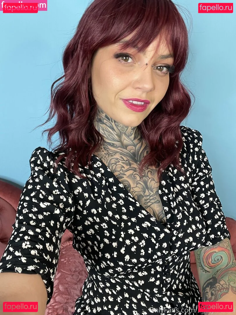 nikkyfrench Onlyfans Photo Gallery 