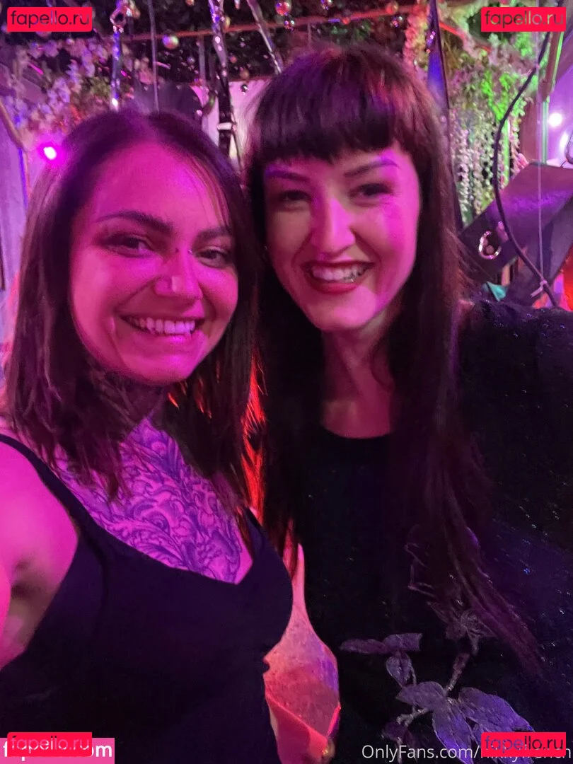 nikkyfrench Onlyfans Photo Gallery 