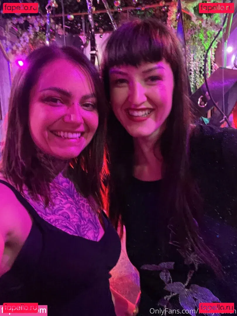 nikkyfrench Onlyfans Photo Gallery 