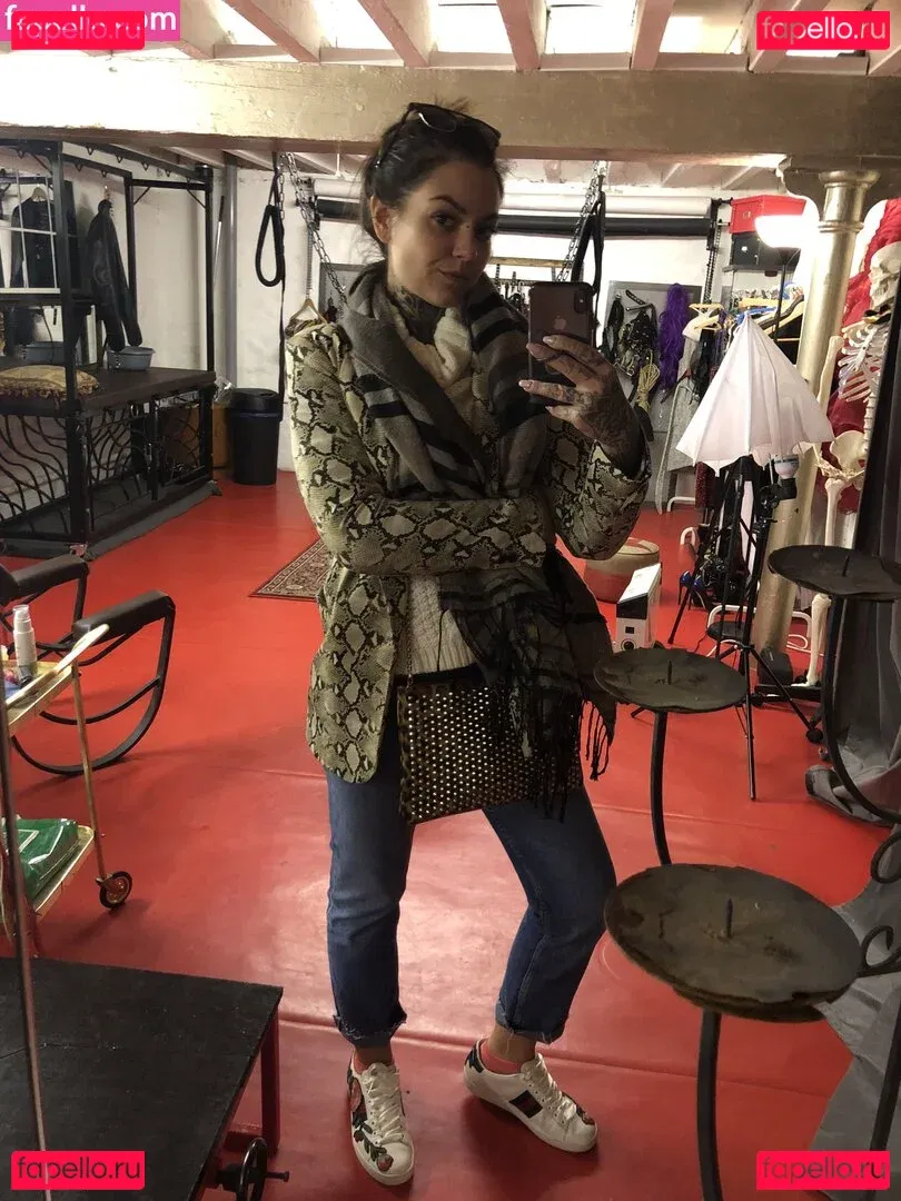 nikkyfrench Onlyfans Photo Gallery 