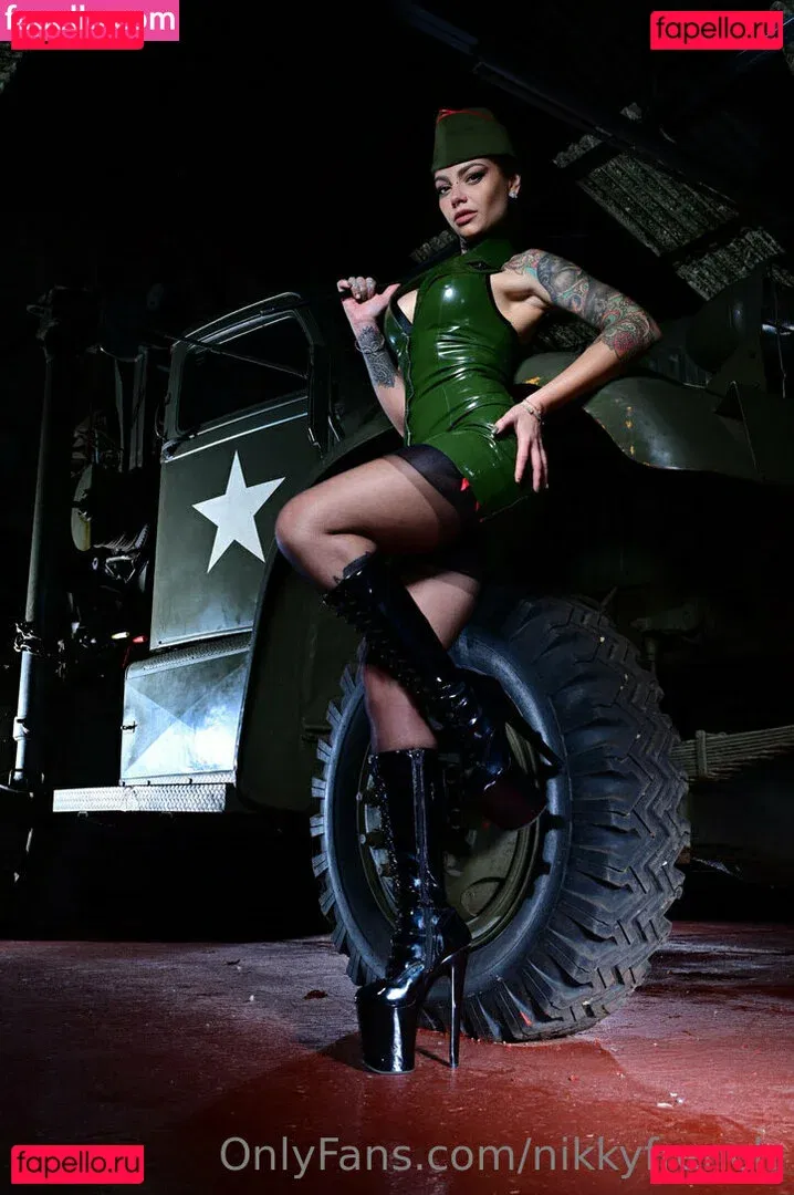 nikkyfrench Onlyfans Photo Gallery 