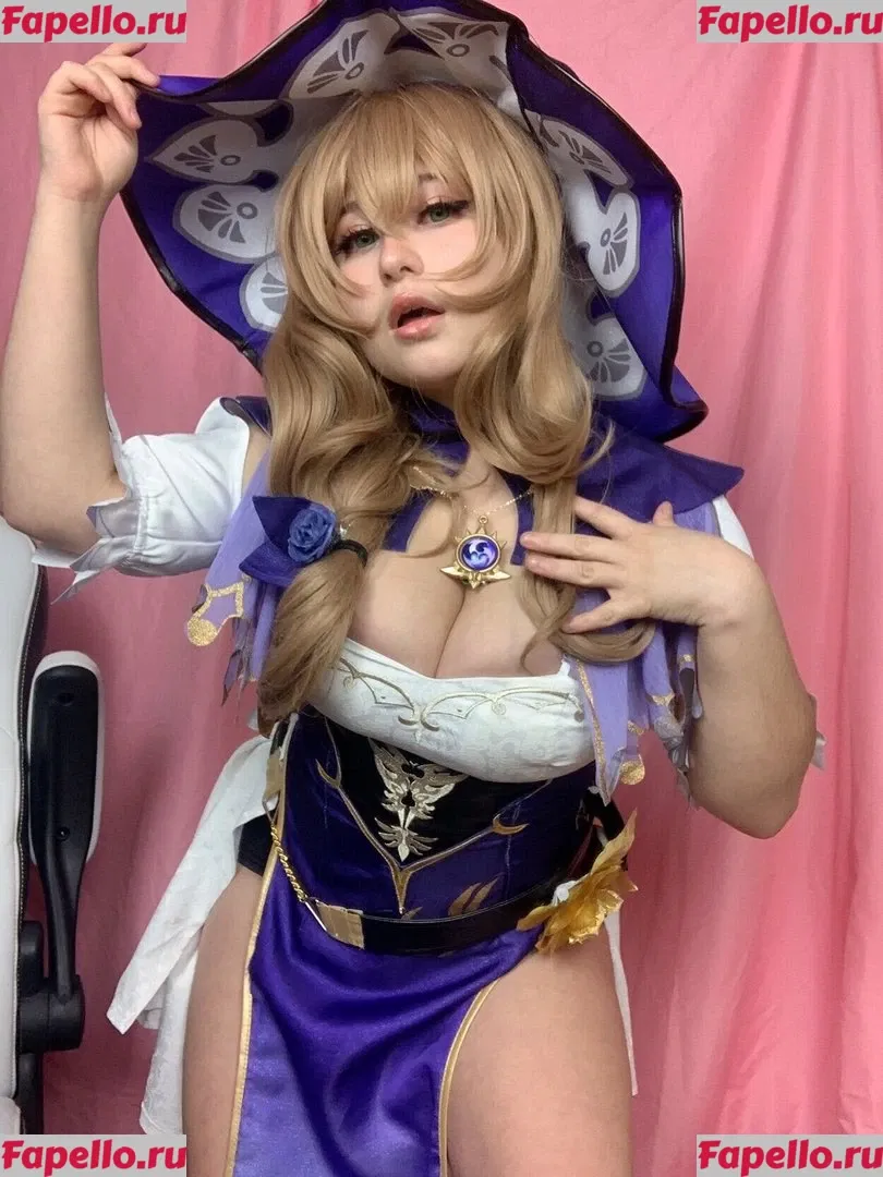 Mikumiku Onlyfans Photo Gallery 