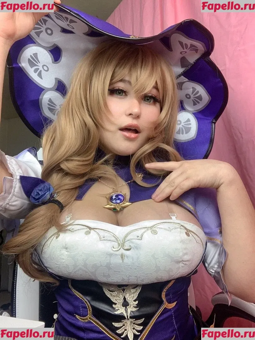 Mikumiku Onlyfans Photo Gallery 