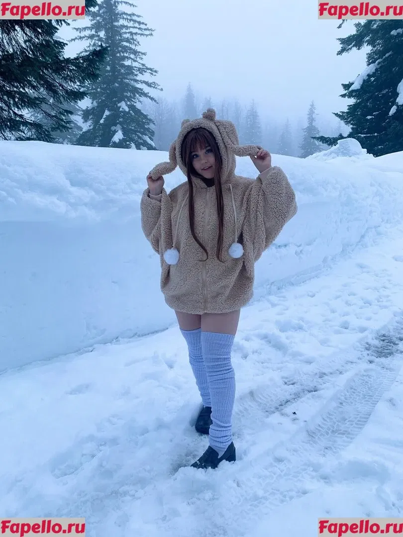 Mikumiku Onlyfans Photo Gallery 