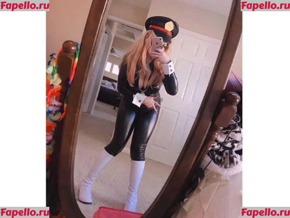 Mikumiku Onlyfans Photo Gallery 