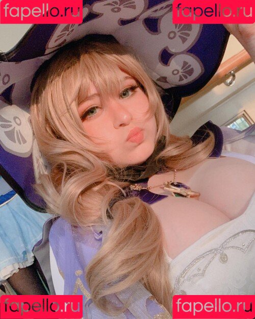 Mikumiku Onlyfans Photo Gallery 