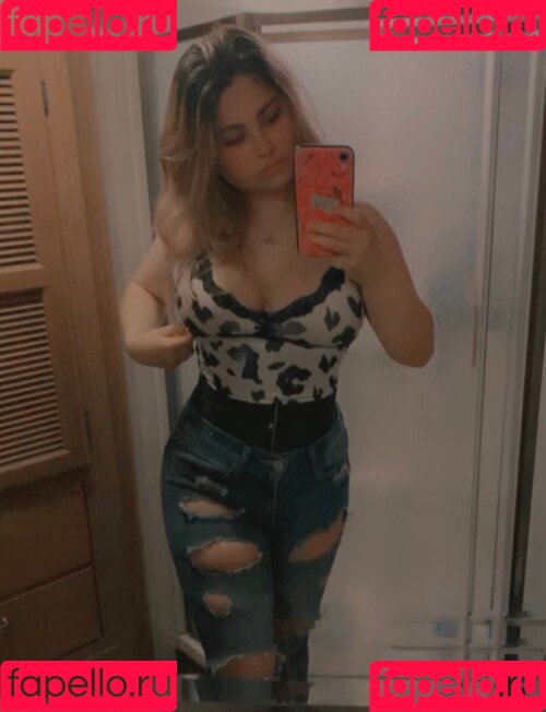 Mikumiku Onlyfans Photo Gallery 