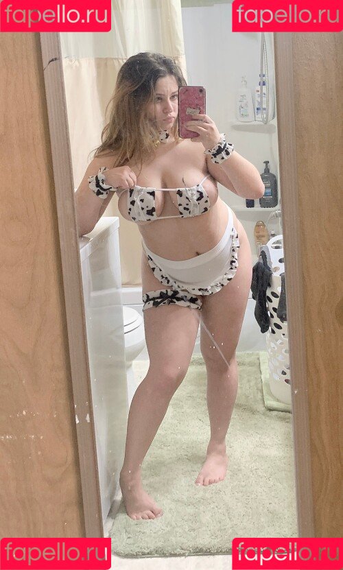 Mikumiku Onlyfans Photo Gallery 