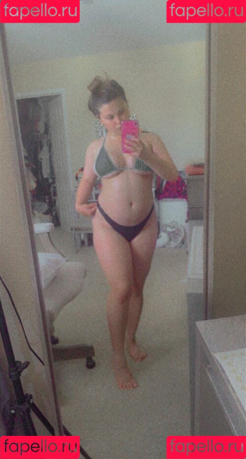 Mikumiku Onlyfans Photo Gallery 