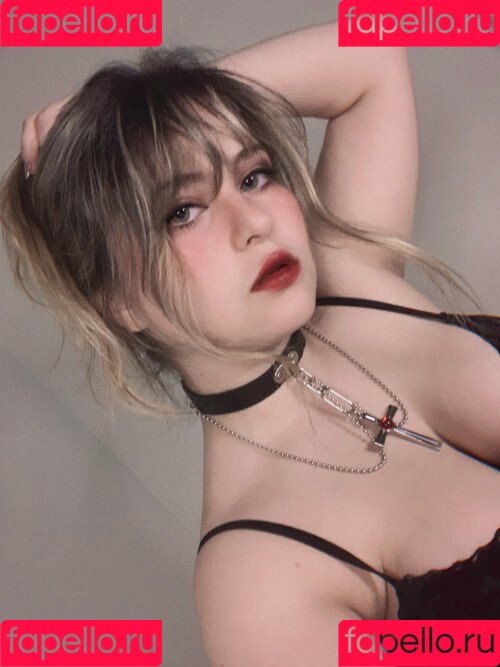 Mikumiku Onlyfans Photo Gallery 