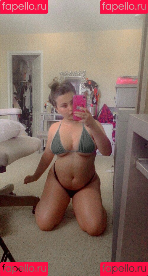 Mikumiku Onlyfans Photo Gallery 