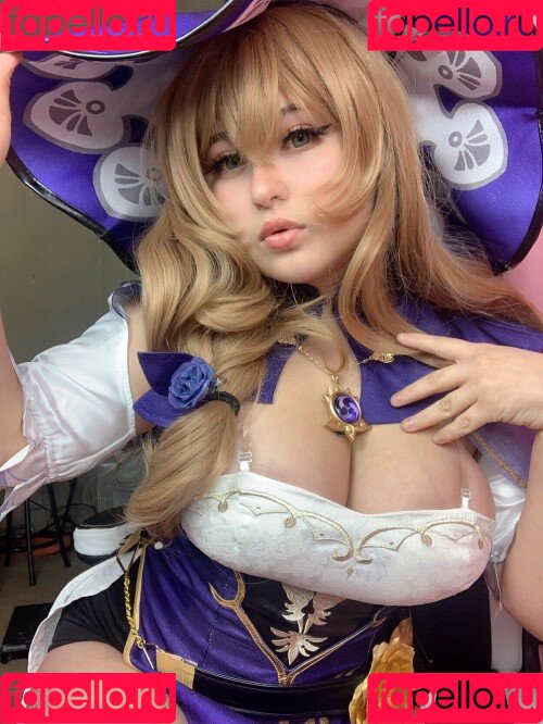 Mikumiku Onlyfans Photo Gallery 