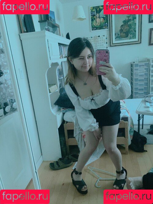 Mikumiku Onlyfans Photo Gallery 